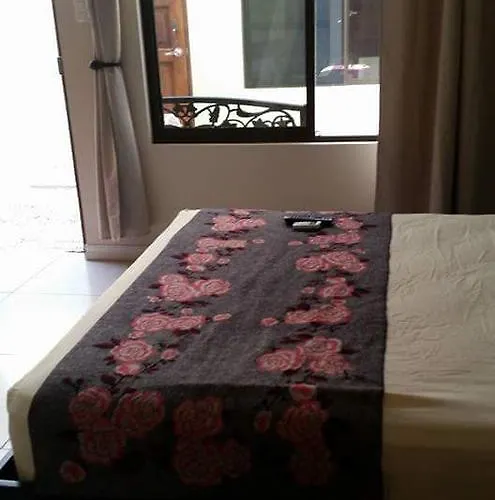 Guest house Cabinas *